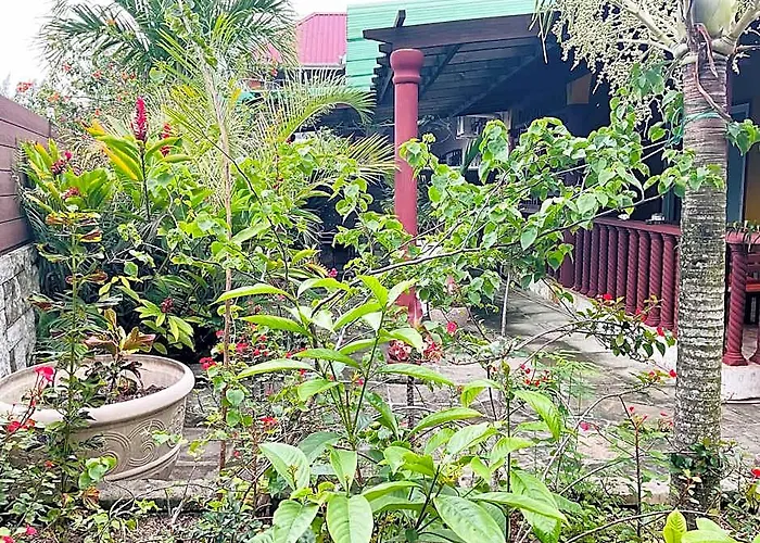 Effies Mountain View Gecko Hotel 3*